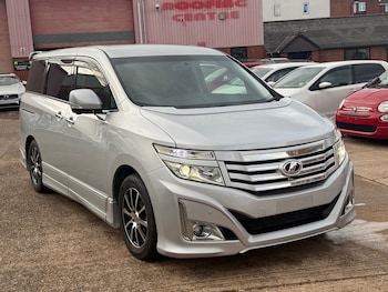 Used Nissan Elgrand 2012 for sale - 76445317: Photo