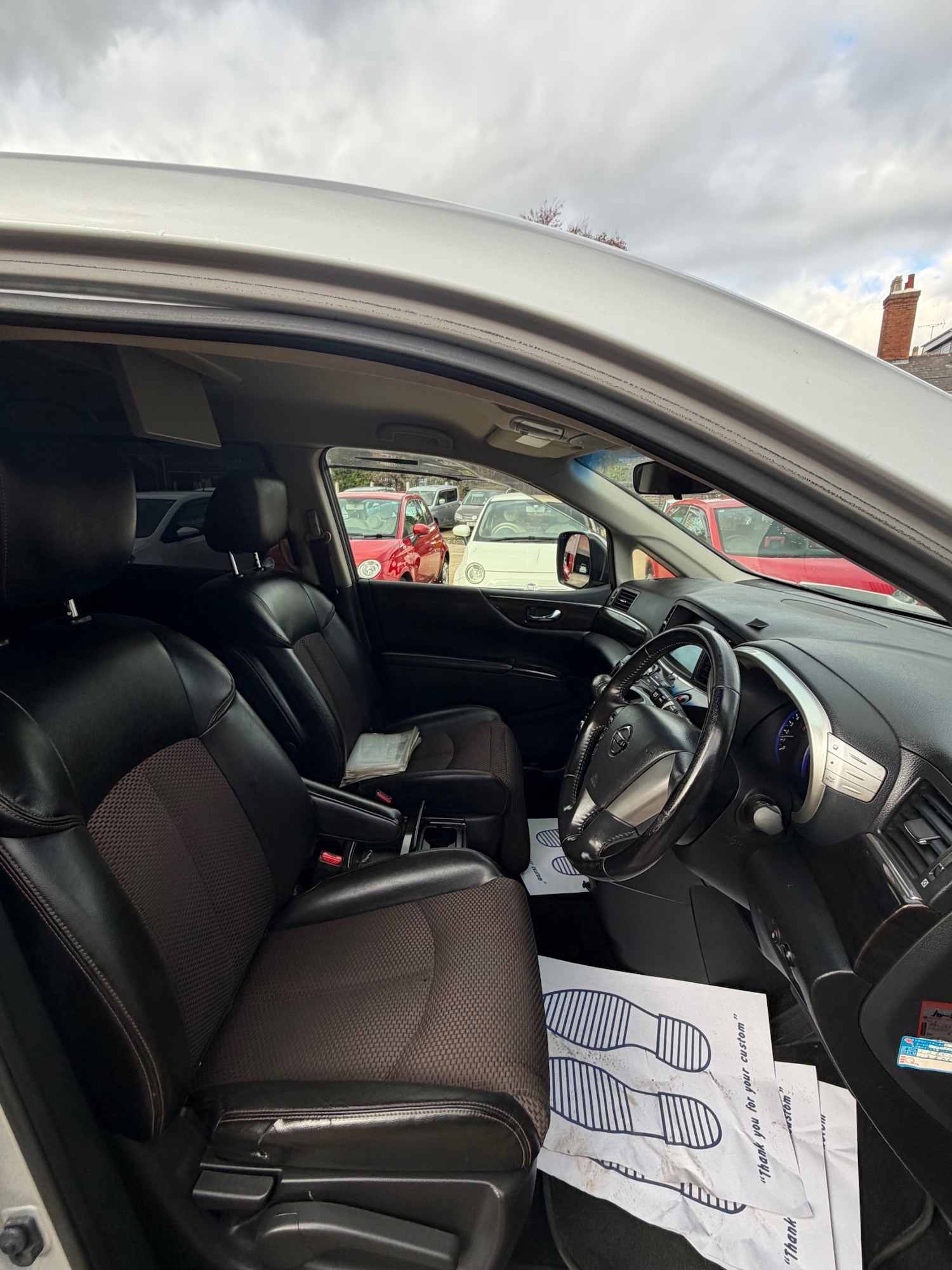 Used Nissan Elgrand 2012 for sale - 76445317: Photo 7