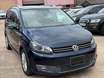 Used Volkswagen Touran 2013 for sale - 78694167: Photo