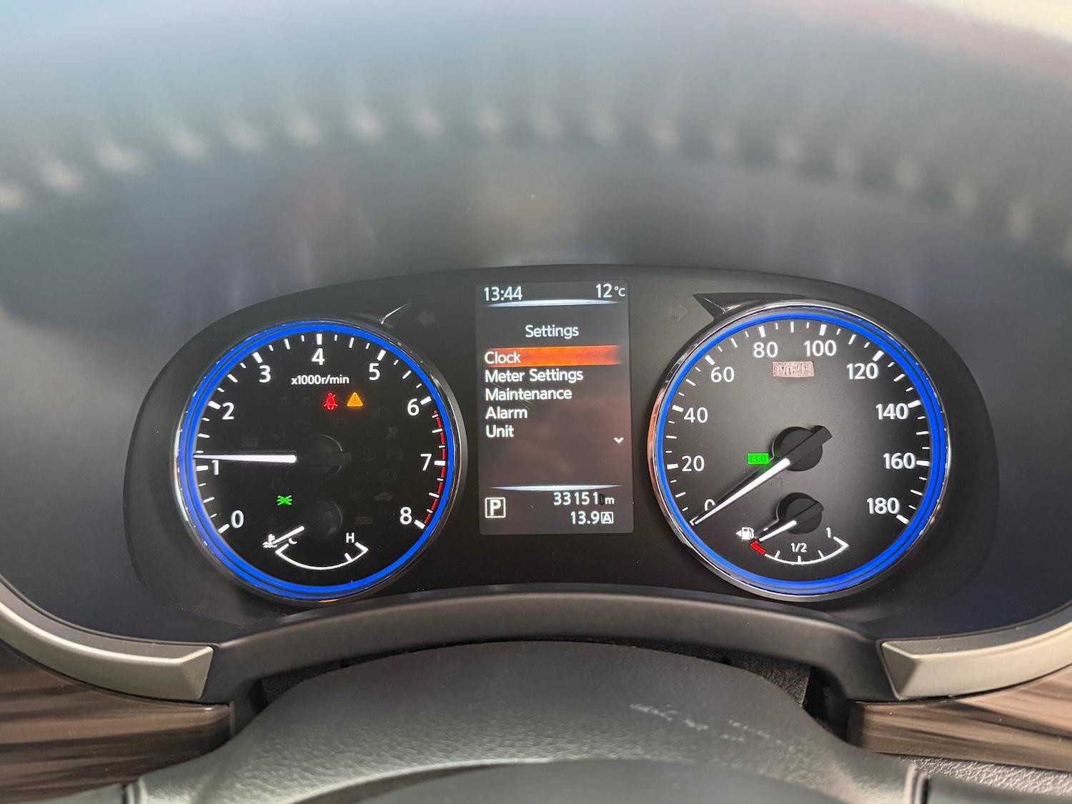 Used Nissan Elgrand 2017 for sale - 76726158: Photo 13