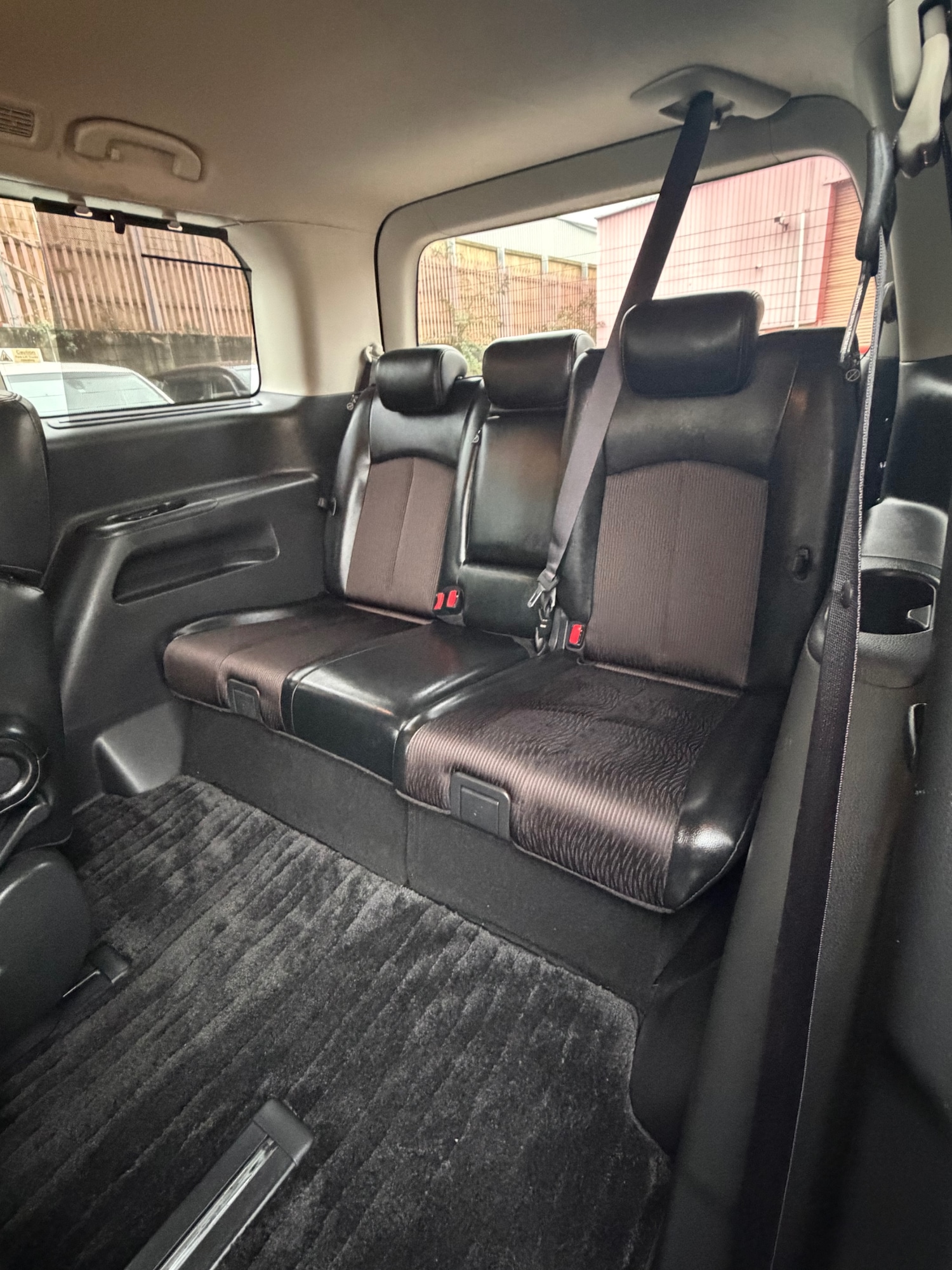 Used Nissan Elgrand 2017 for sale - 76726158: Photo 9
