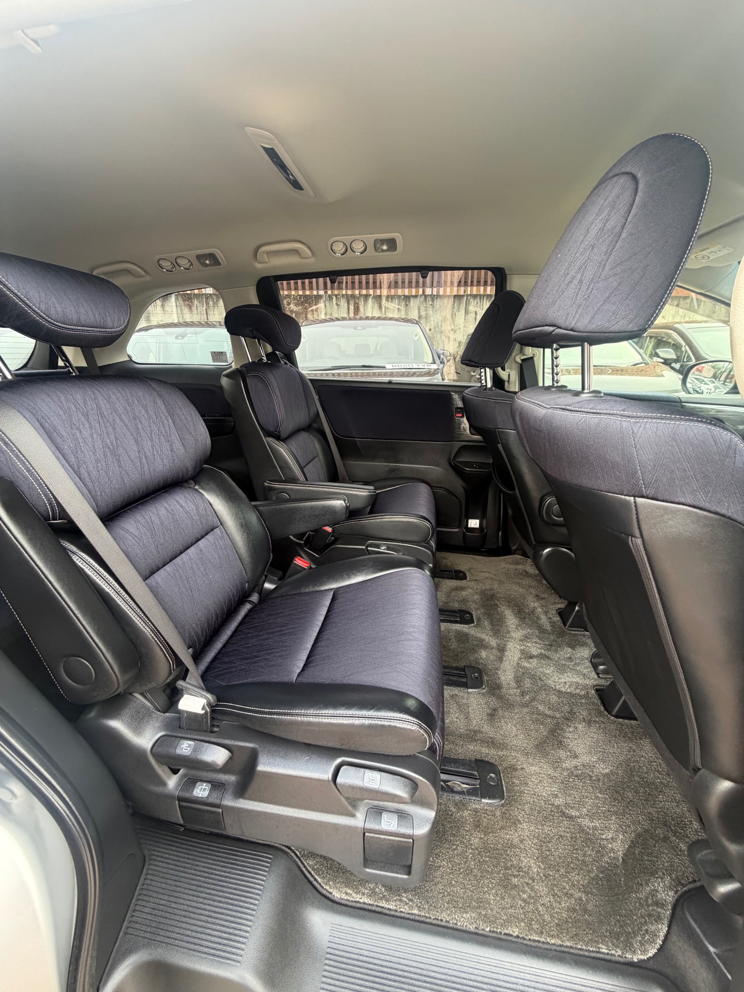 Used Honda Odyssey 2015 for sale - 77804148: Photo 8