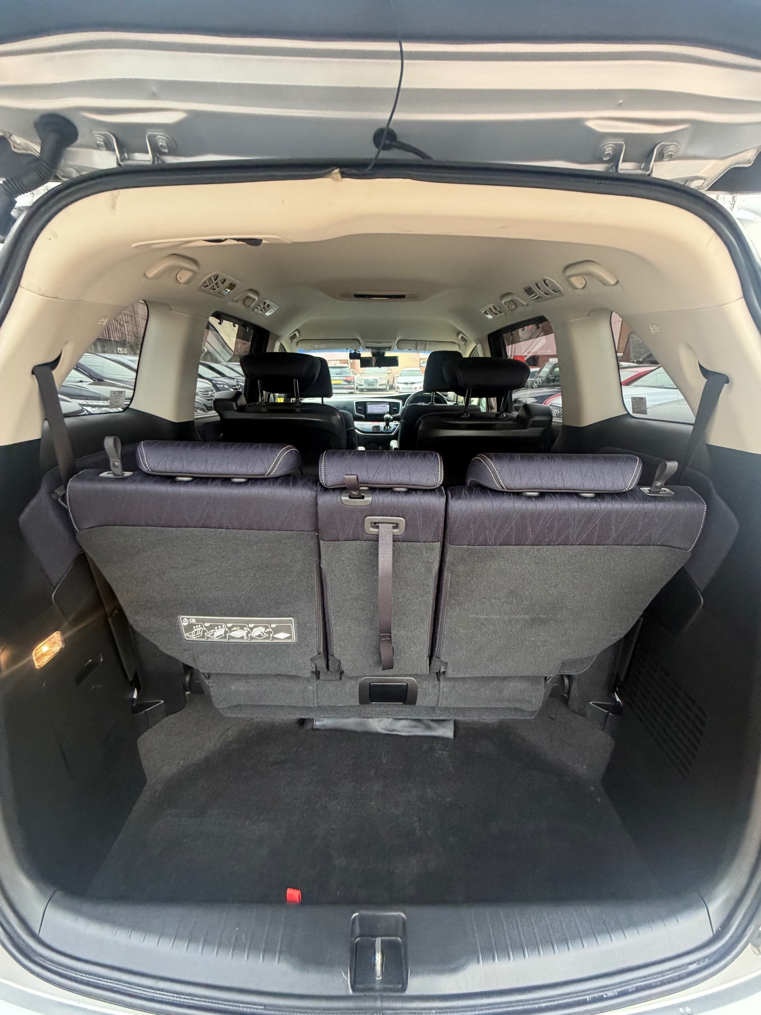 Used Honda Odyssey 2015 for sale - 77804148: Photo 9