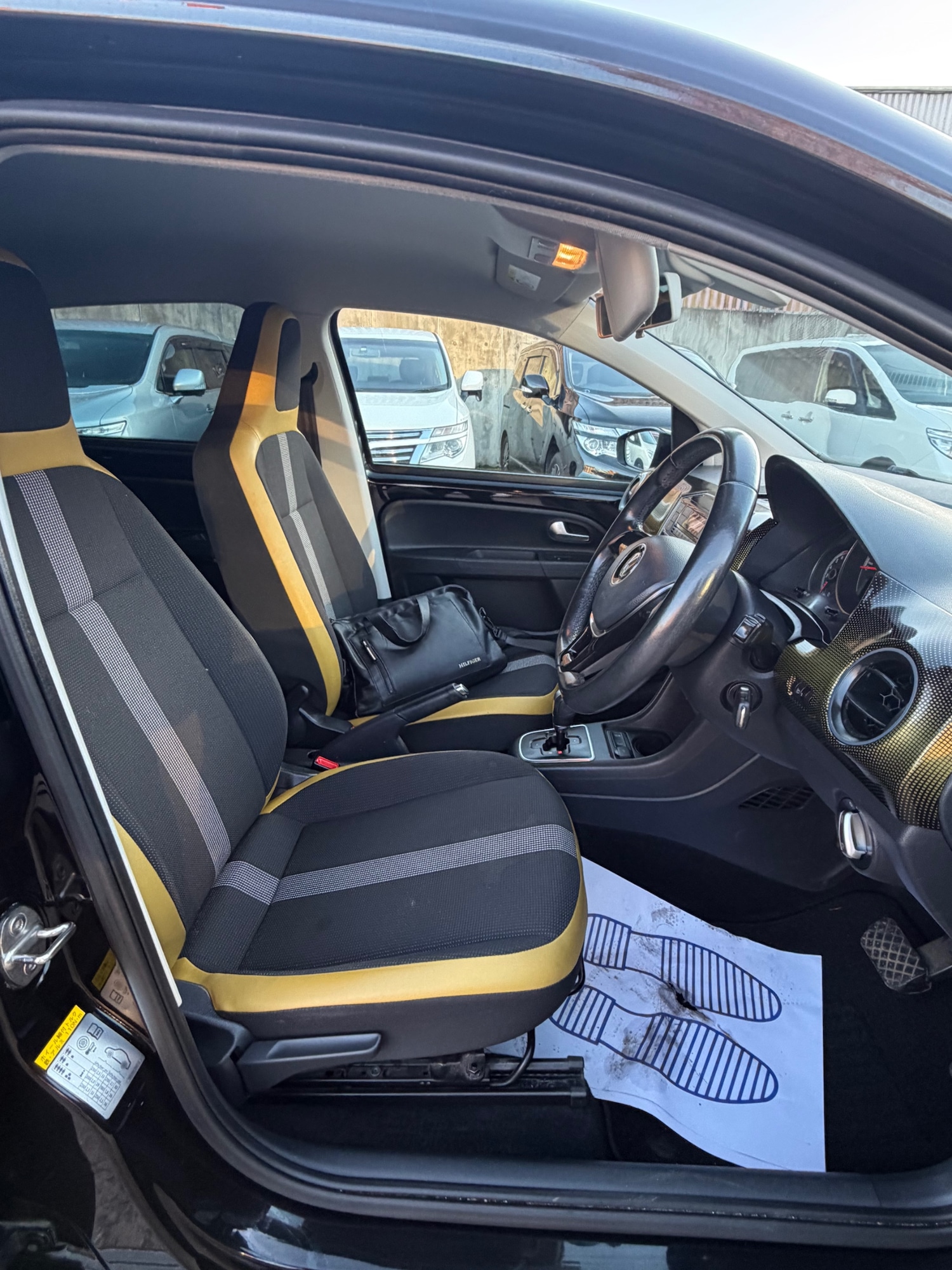 Used Volkswagen up! 2018 for sale - 76446052: Photo 6