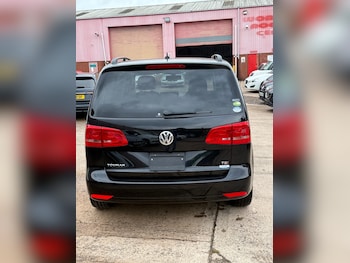 Used Volkswagen Touran 2013 for sale - 75914677: Photo