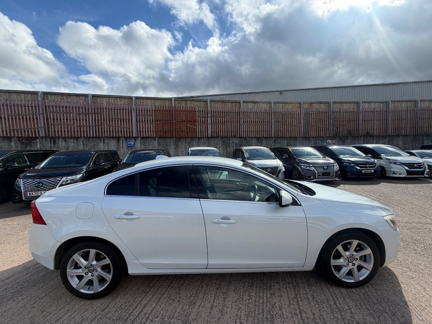 Used Volvo S60 2015 for sale - 78124823: Photo 7