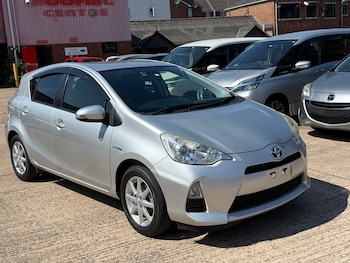 Used Toyota Aqua 2014 for sale - 75543572: Photo