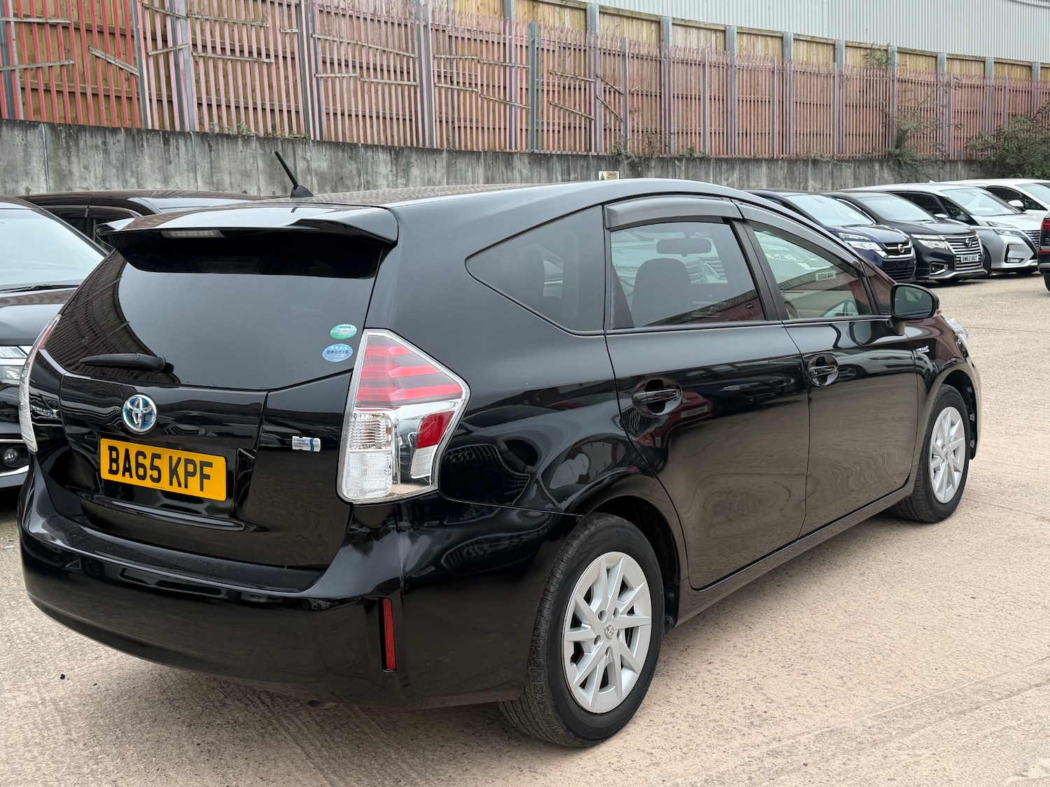 Used Toyota Prius+ 2015 for sale - 77791376: Photo 6