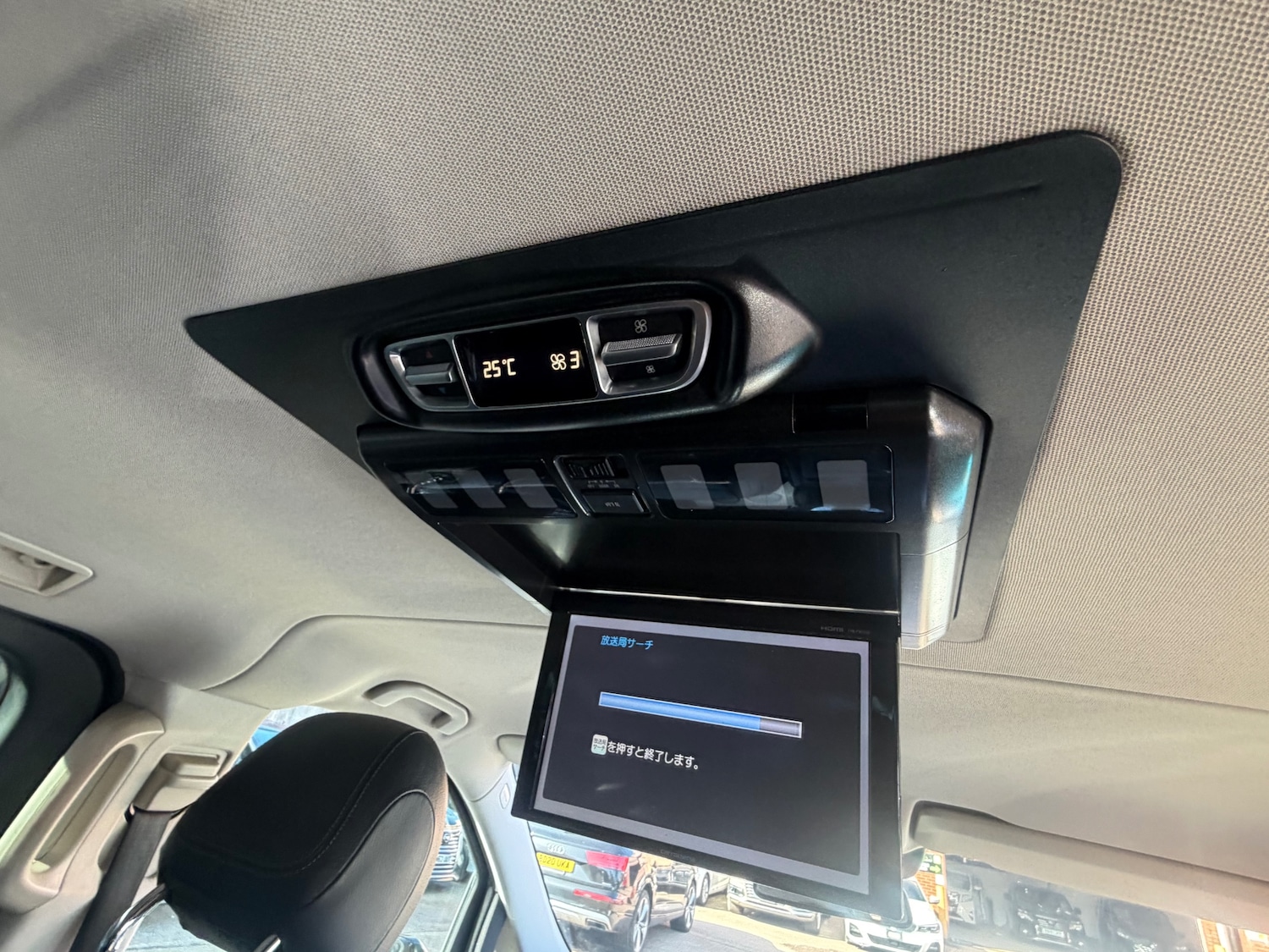 Used Mercedes-Benz V-Class 2016 for sale - 77558855: Photo 14