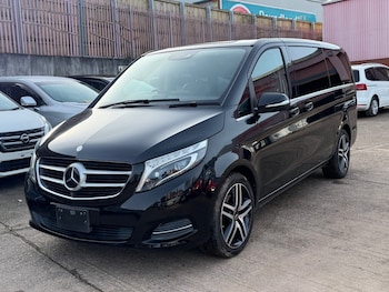 Used Mercedes-Benz V-Class 2016 for sale - 77558855: Photo