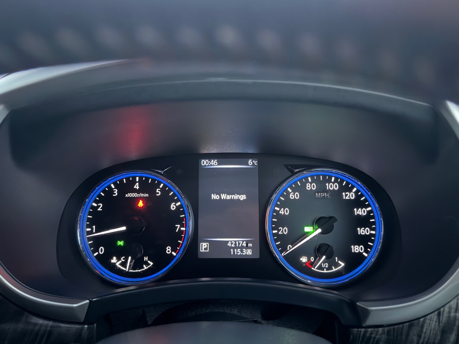 Used Nissan Elgrand 2016 for sale - 76974741: Photo 12