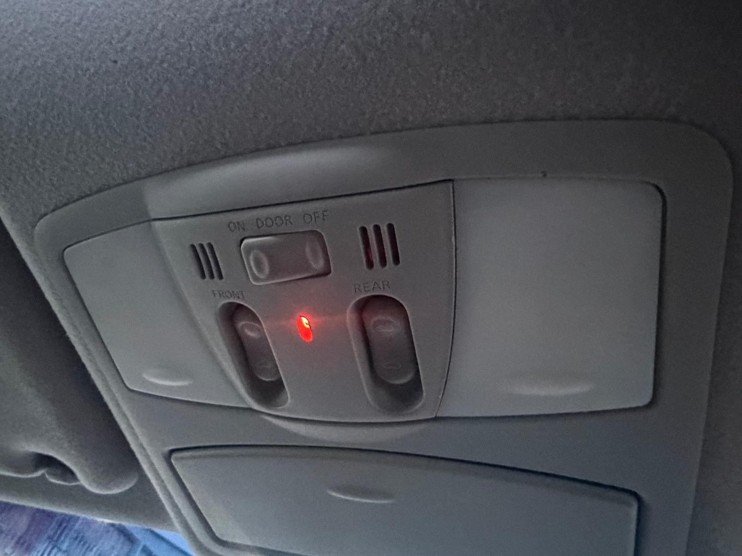 Used Nissan Elgrand 2016 for sale - 76974741: Photo 16