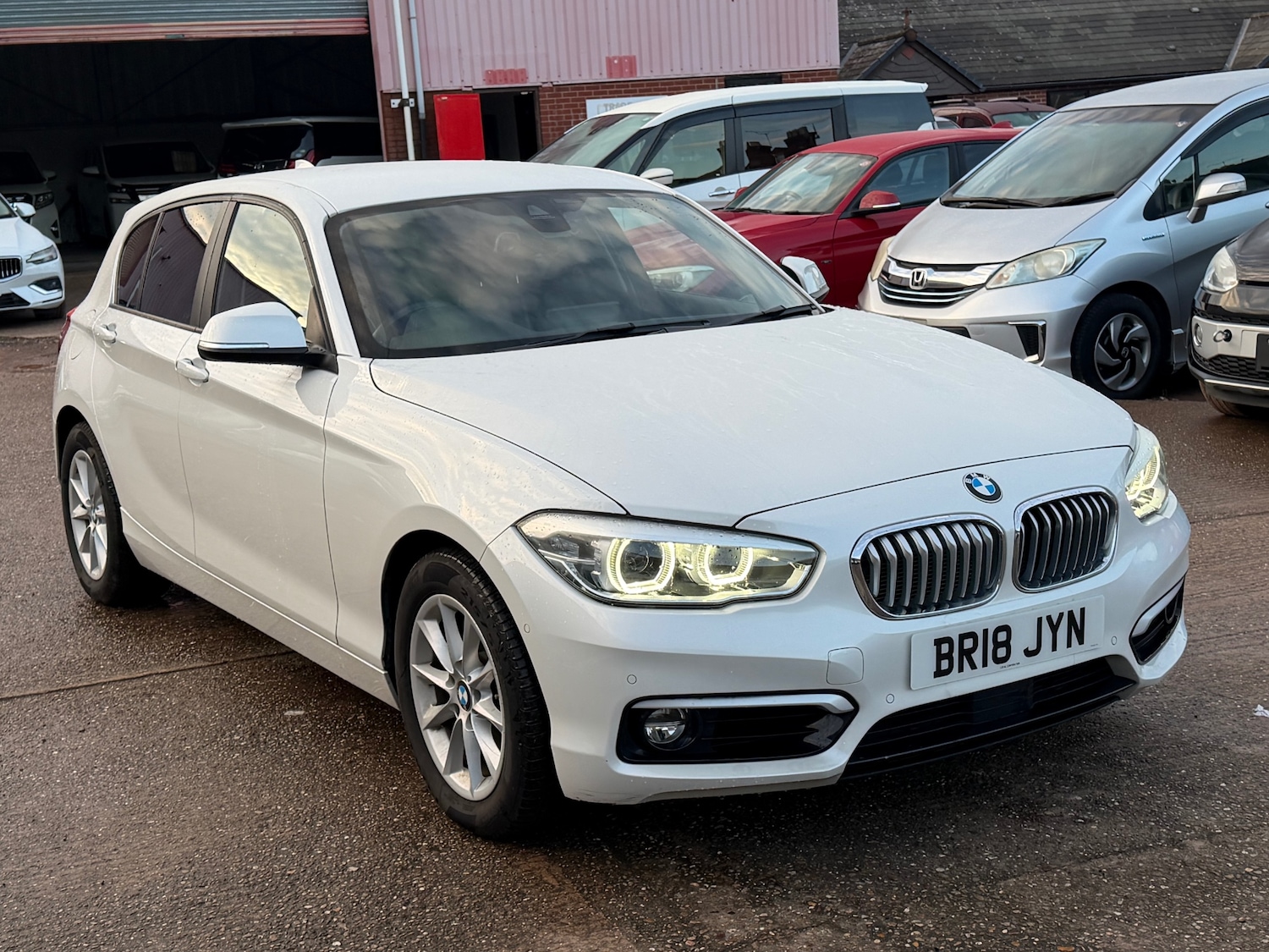 Used BMW 1 Series 2018 for sale - 76963650: Photo 2