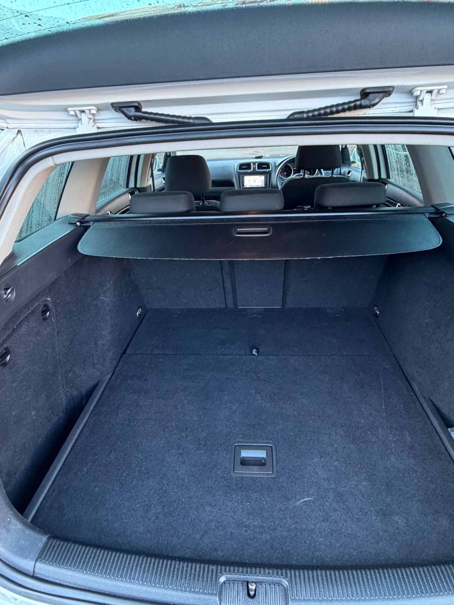 Used Volkswagen Golf 2012 for sale - 76924727: Photo 10