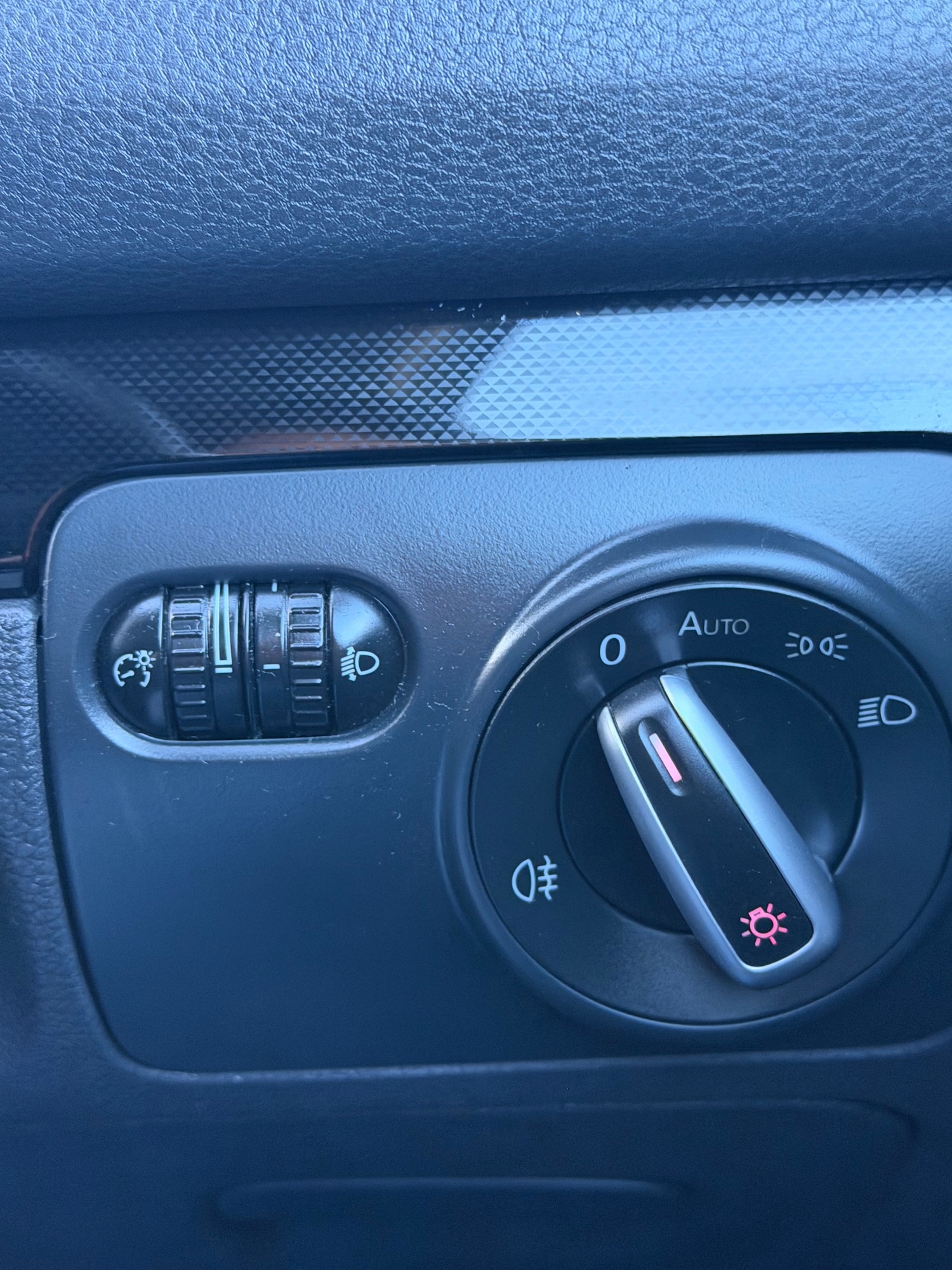 Used Volkswagen Golf 2012 for sale - 76924727: Photo 16