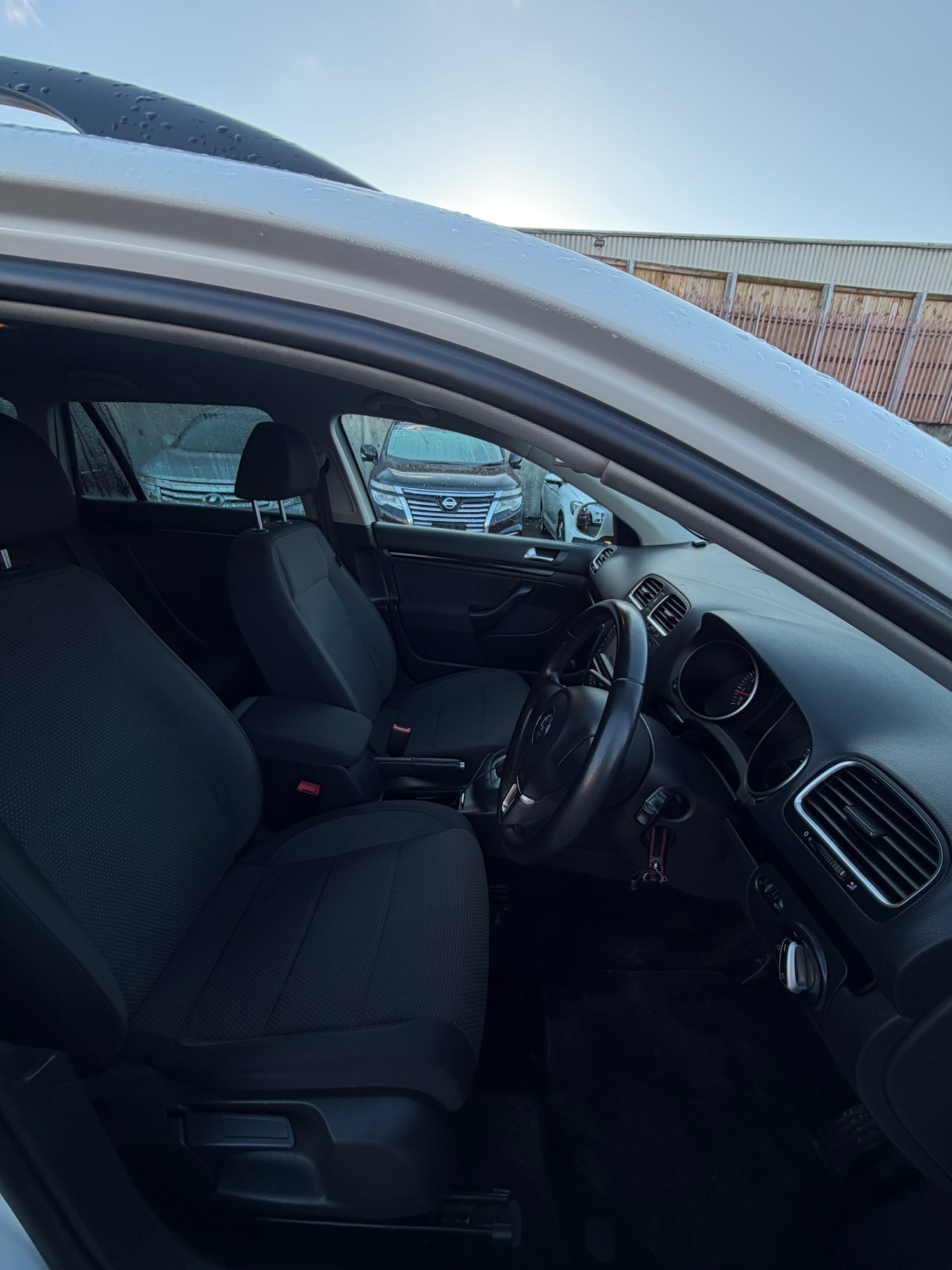 Used Volkswagen Golf 2012 for sale - 76924727: Photo 8