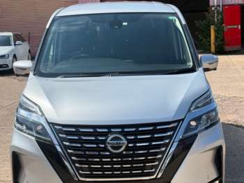 2020 - Hybird 8 seater Autopilot 5-Door