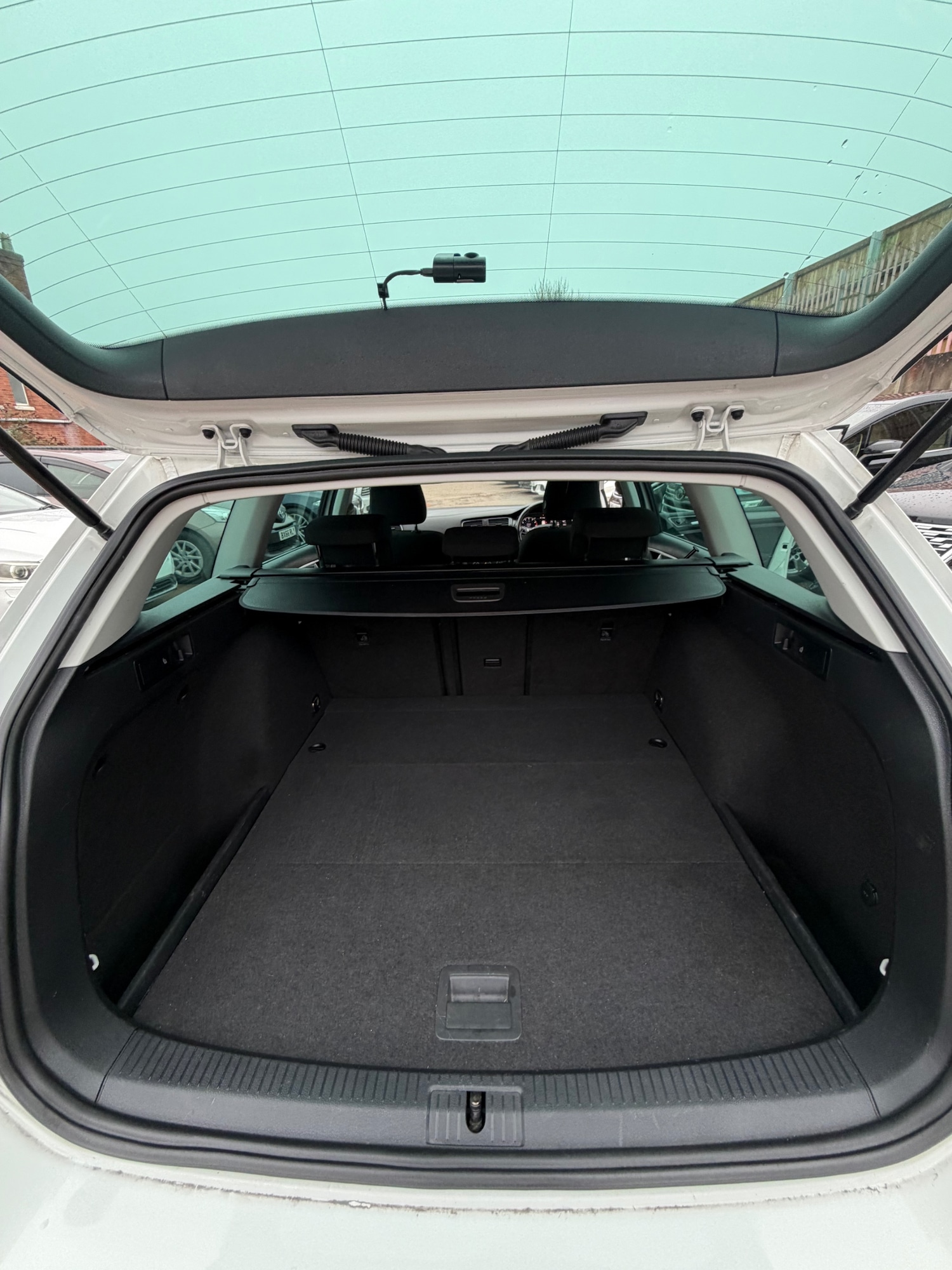 Used Volkswagen Golf 2020 for sale - 77668224: Photo 10