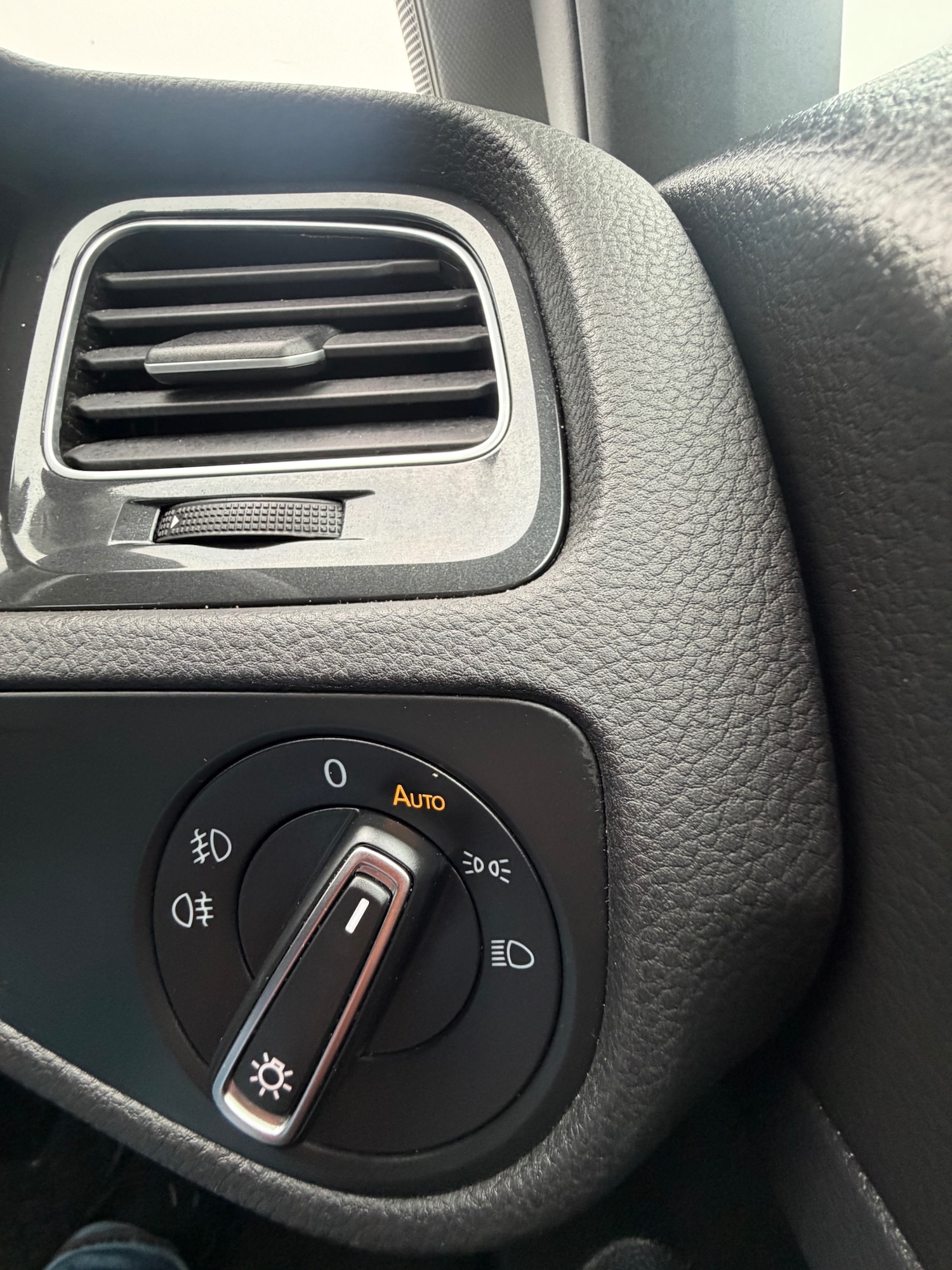 Used Volkswagen Golf 2020 for sale - 77668224: Photo 18