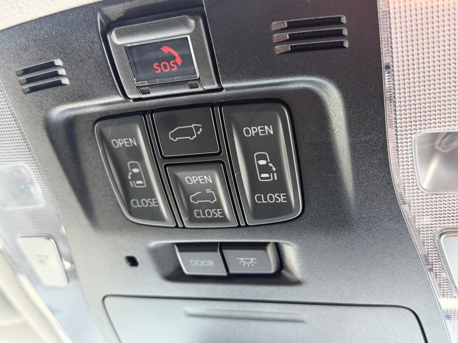 Used Toyota Vellfire 2020 for sale - 78140031: Photo 15