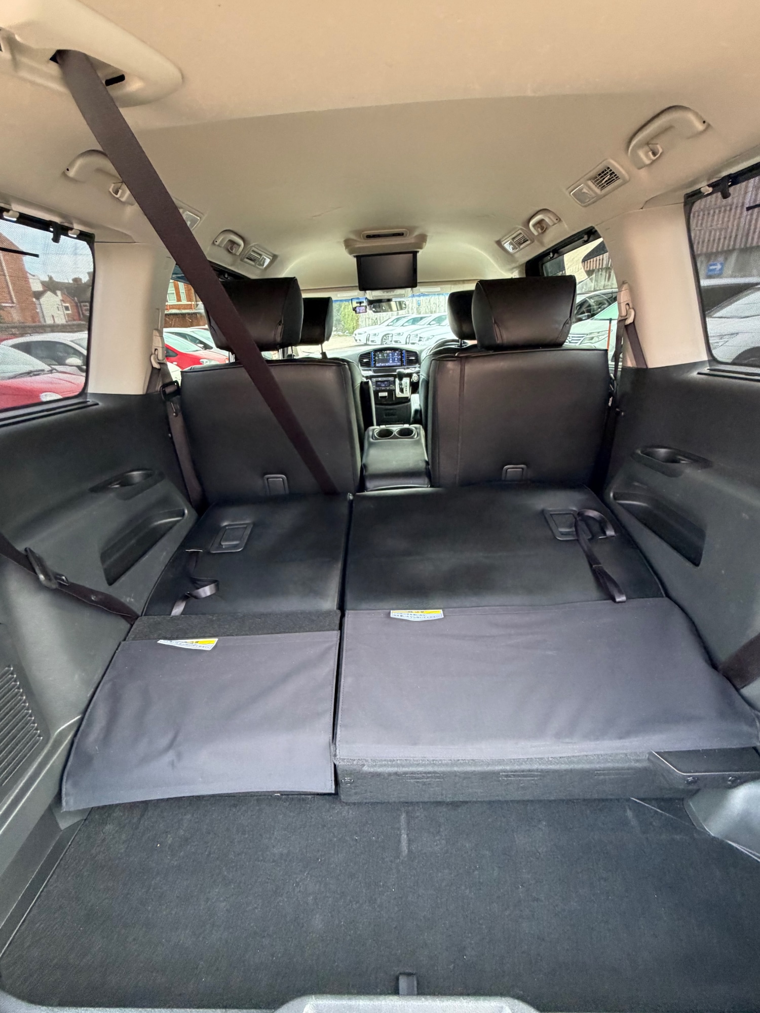 Used Nissan Elgrand 2019 for sale - 76340707: Photo 19