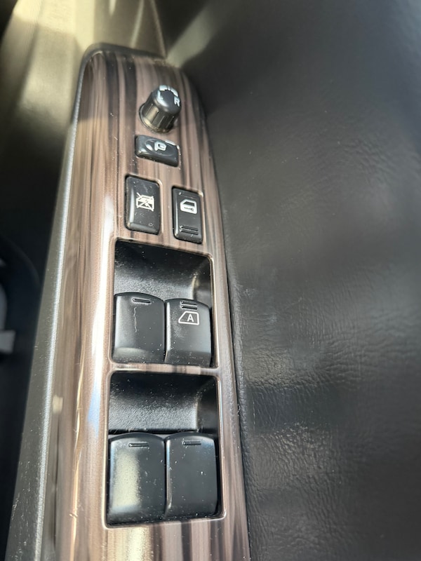 Used Nissan Elgrand 2019 for sale - 76340707: Photo 19