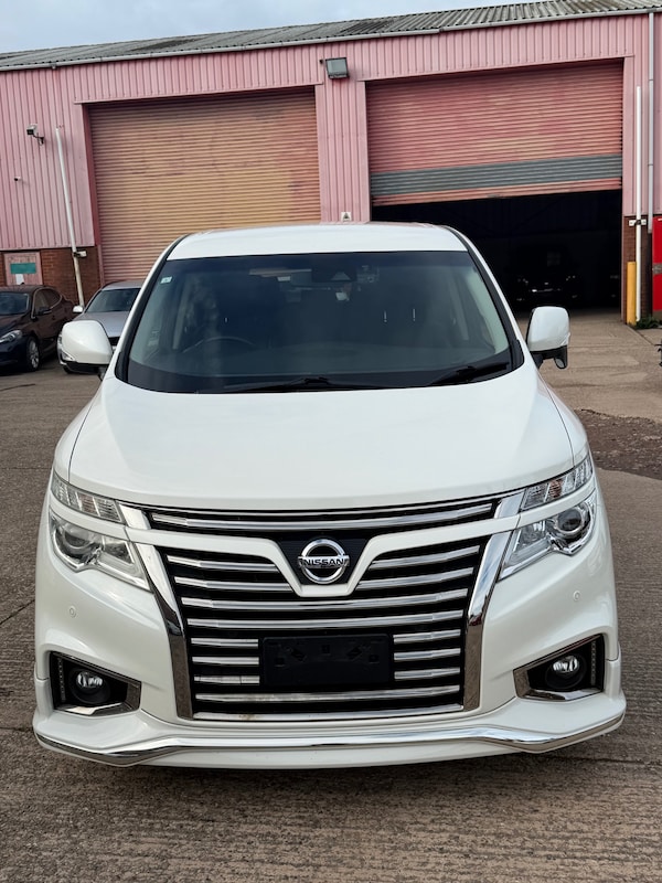 Used Nissan Elgrand 2019 for sale - 76340707: Photo 1