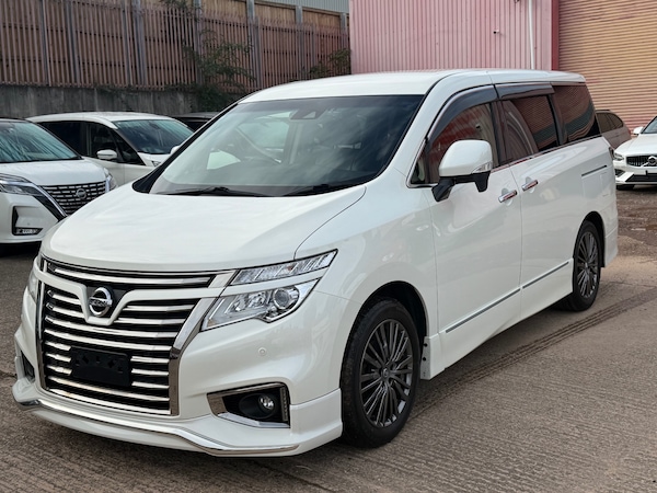 Used Nissan Elgrand 2019 for sale - 76340707: Photo 2