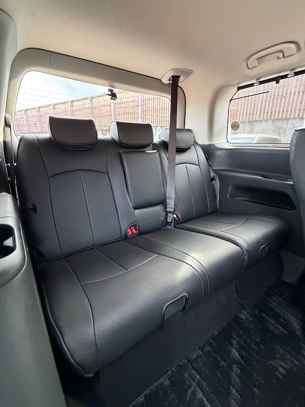 Used Nissan Elgrand 2019 for sale - 76340707: Photo 9