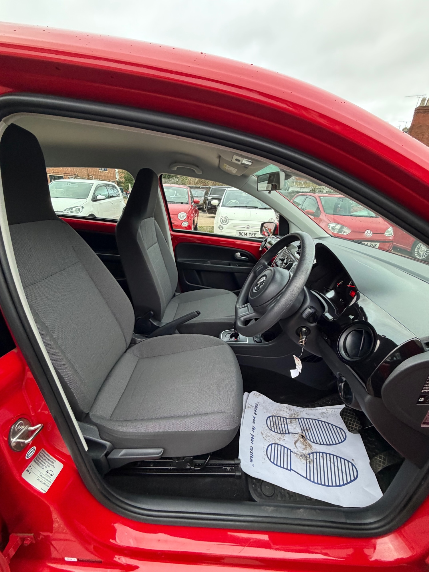 Used Volkswagen up! 2015 for sale - 76526489: Photo 7