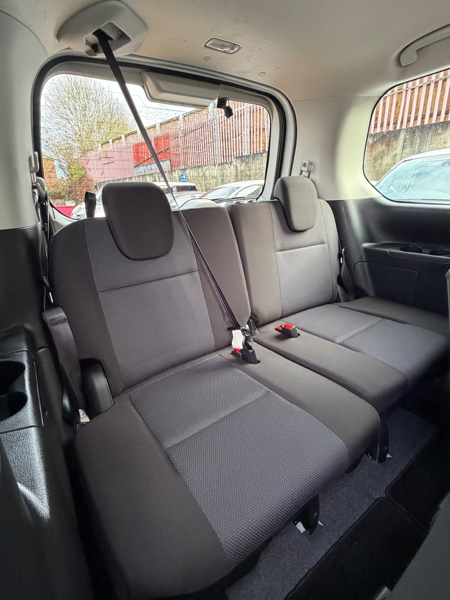 Used Nissan Serena 2020 for sale - 77478194: Photo 10