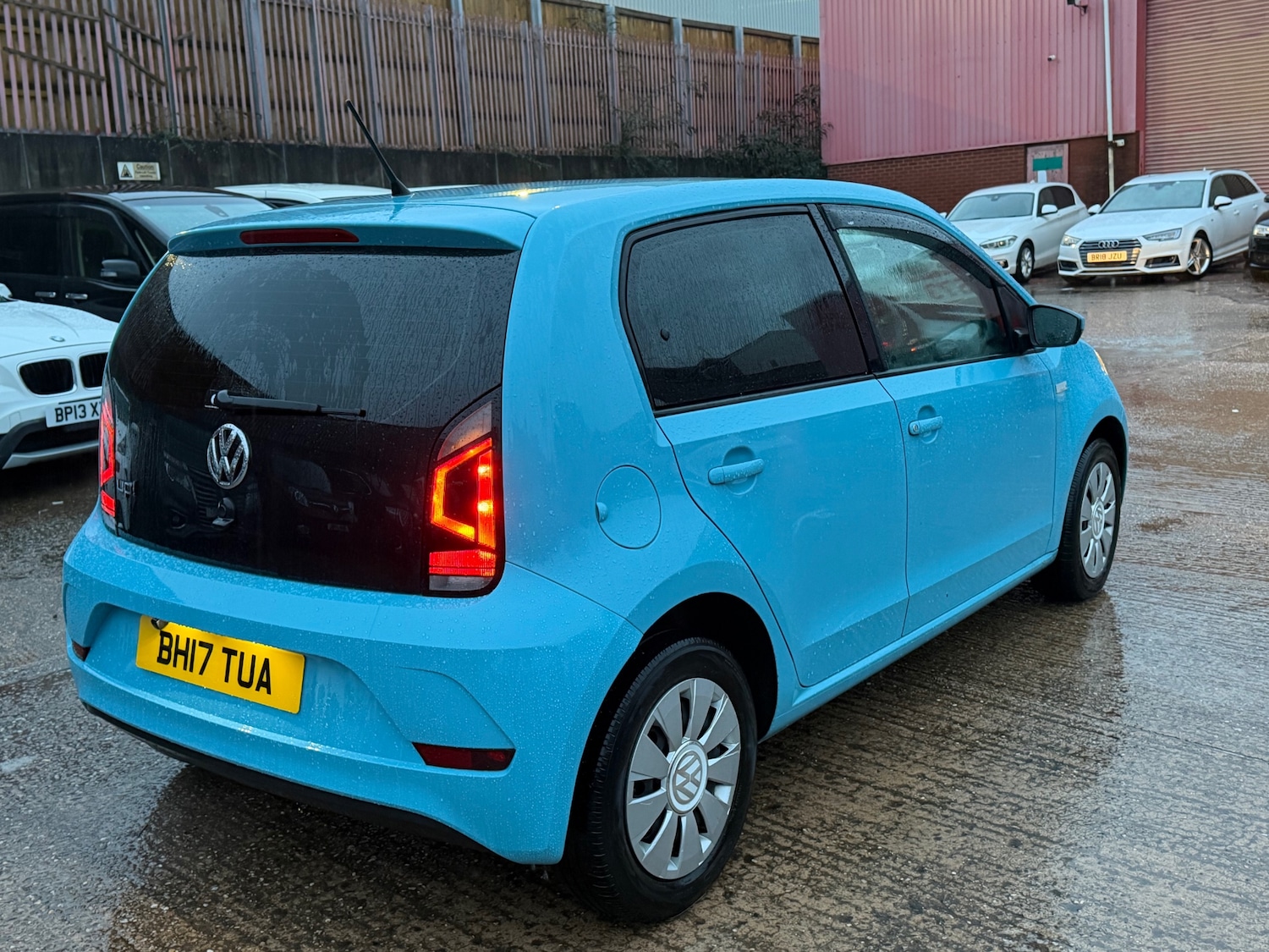 Used Volkswagen up! 2017 for sale - 77214728: Photo 6