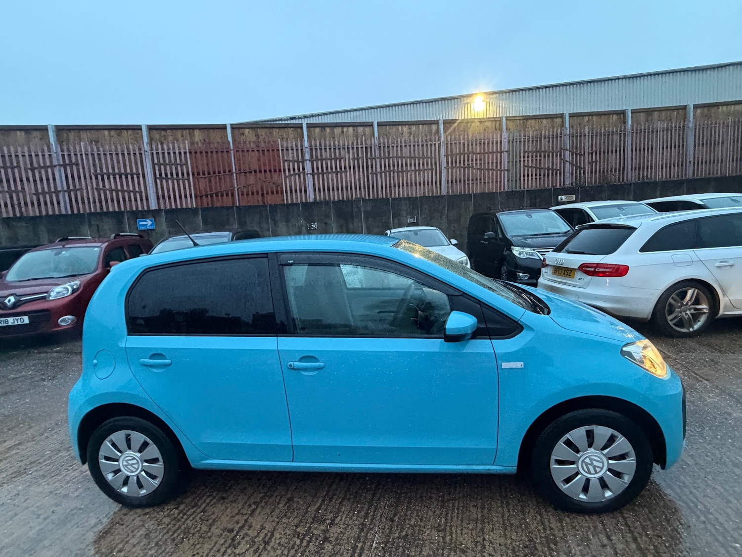 Used Volkswagen up! 2017 for sale - 77214728: Photo 7