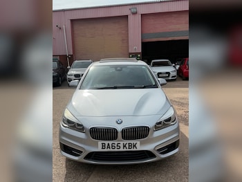 Used BMW 2 Series 2015 for sale - 79187762: Photo