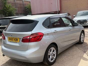 Used BMW 2 Series 2015 for sale - 79187762: Photo