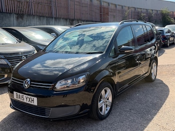 Used Volkswagen Touran 2015 for sale - 79471395: Photo