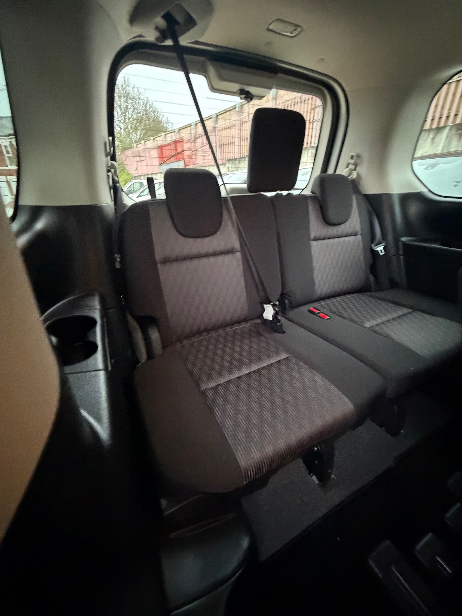 Used Nissan Serena 2021 for sale - 77992021: Photo 10