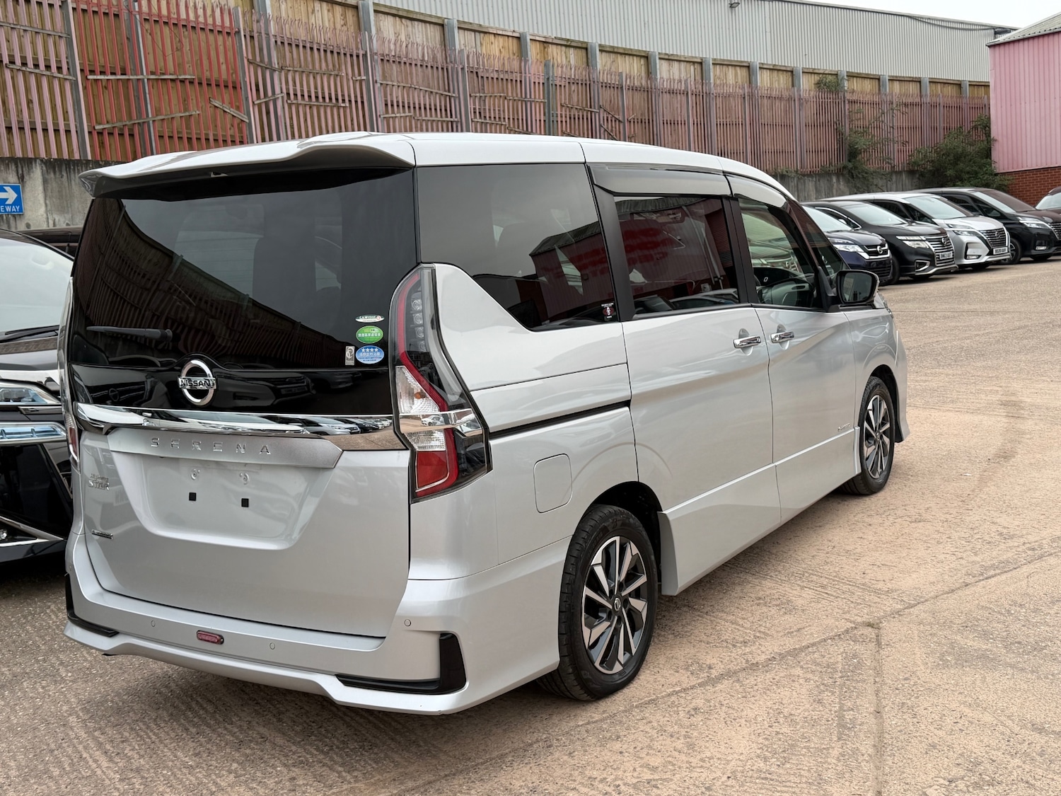 Used Nissan Serena 2021 for sale - 77992021: Photo 6