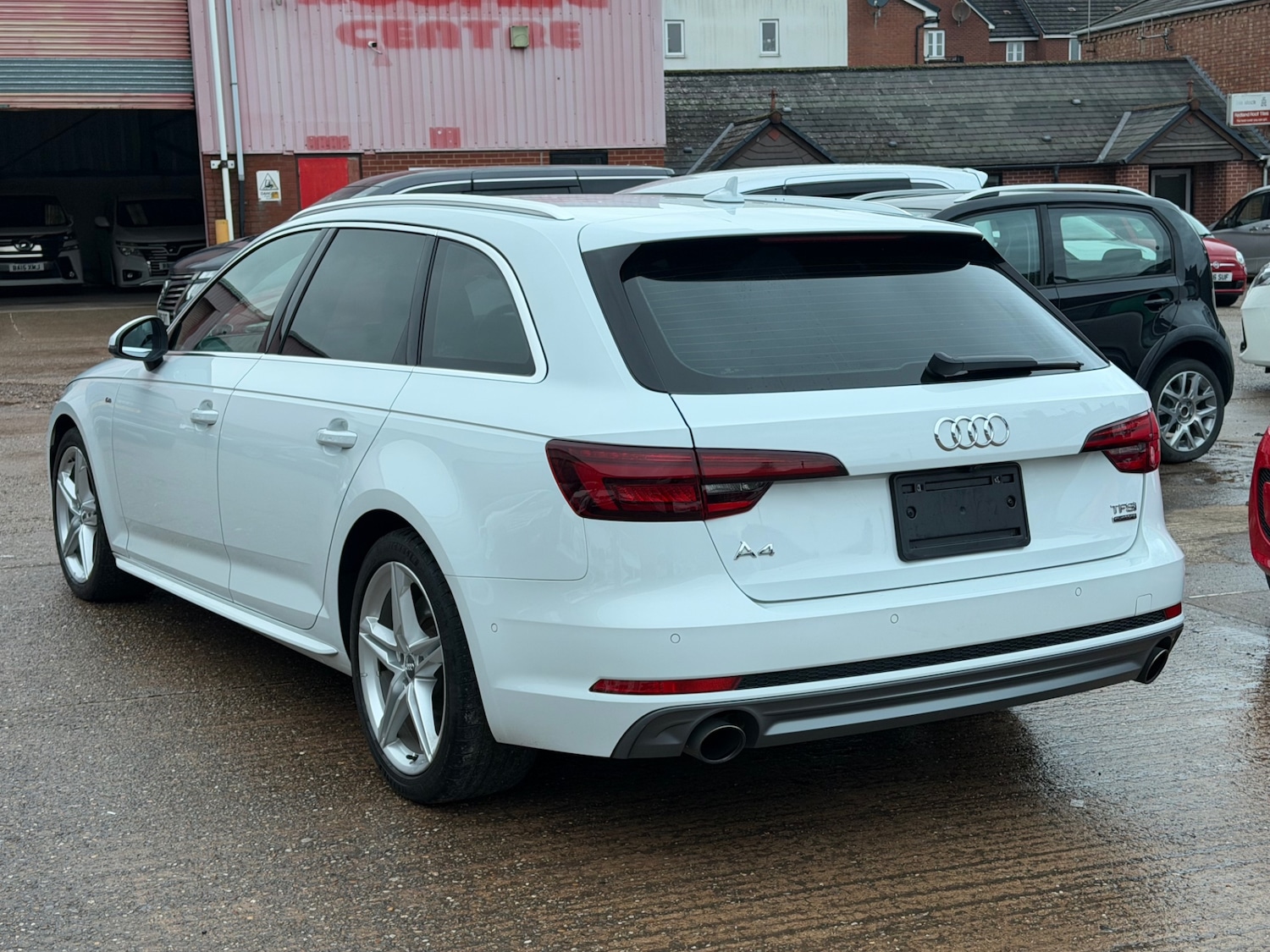 Used Audi A4 Avant 2018 for sale - 76974139: Photo 5