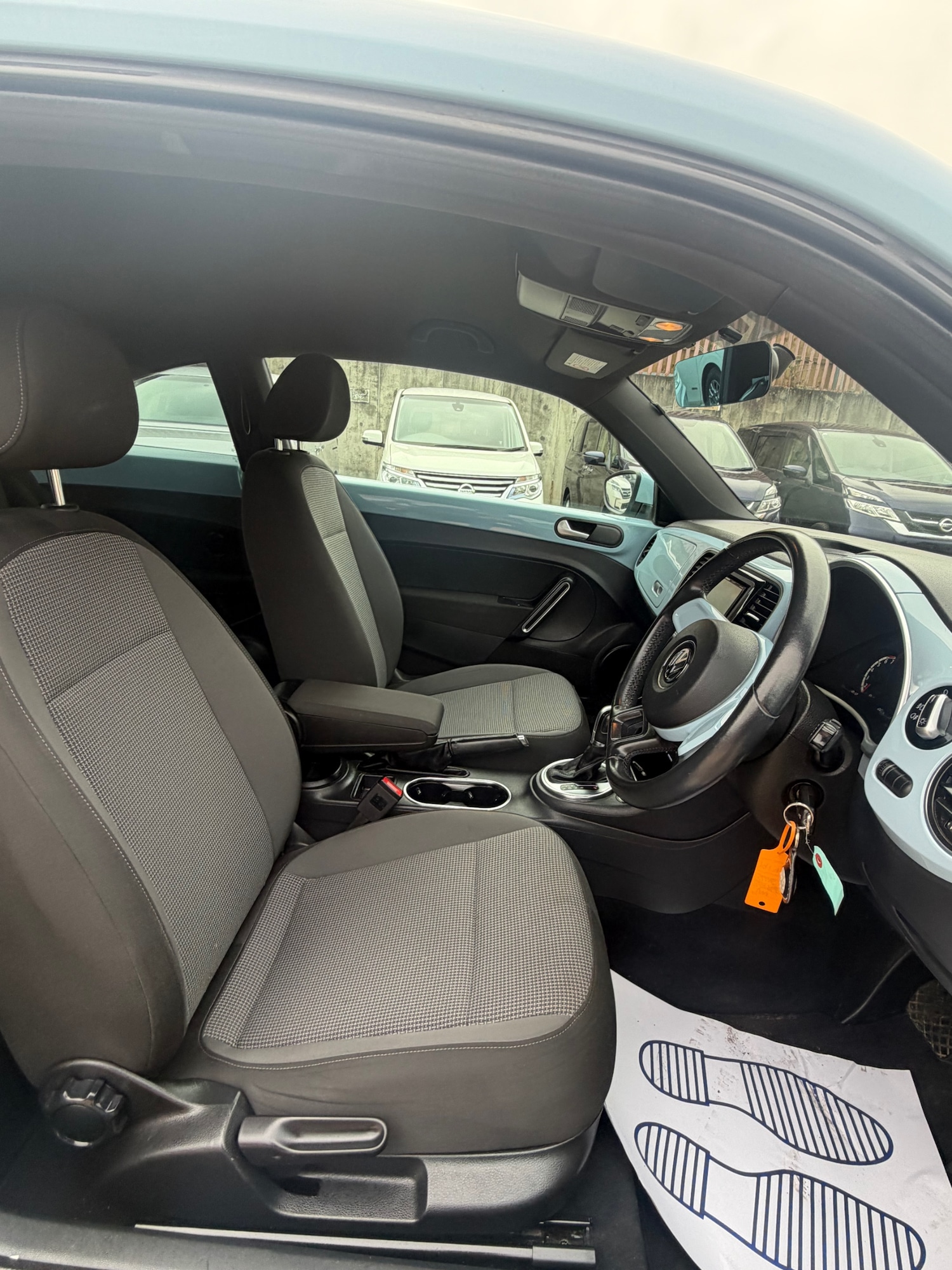 Used Volkswagen Beetle 2012 for sale - 77729975: Photo 7