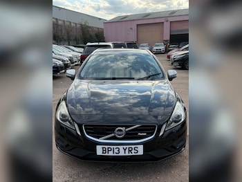 Used Volvo V60 2013 for sale - 79474933: Photo