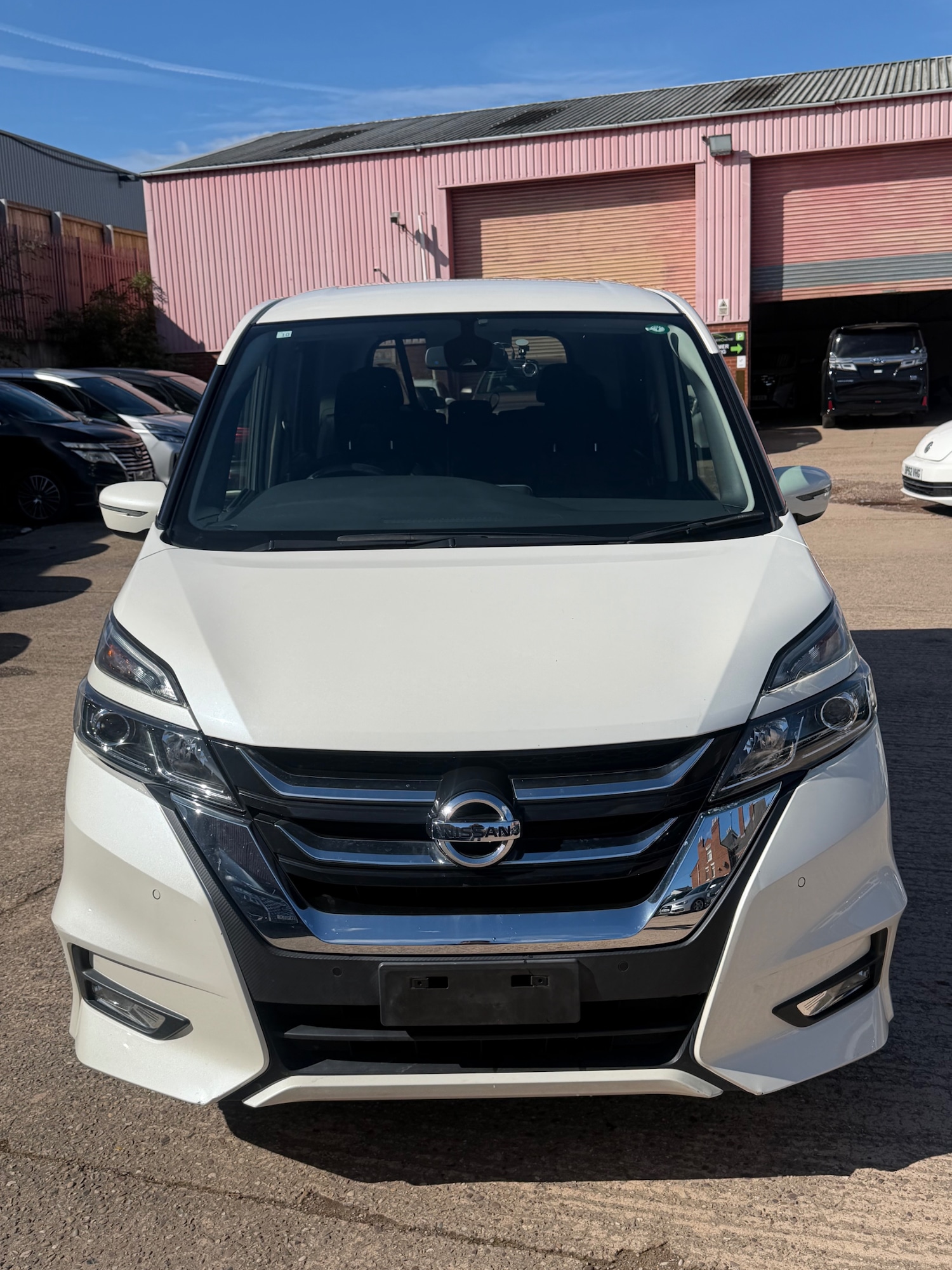 Used Nissan Serena 2016 for sale - 78045983: Photo 1