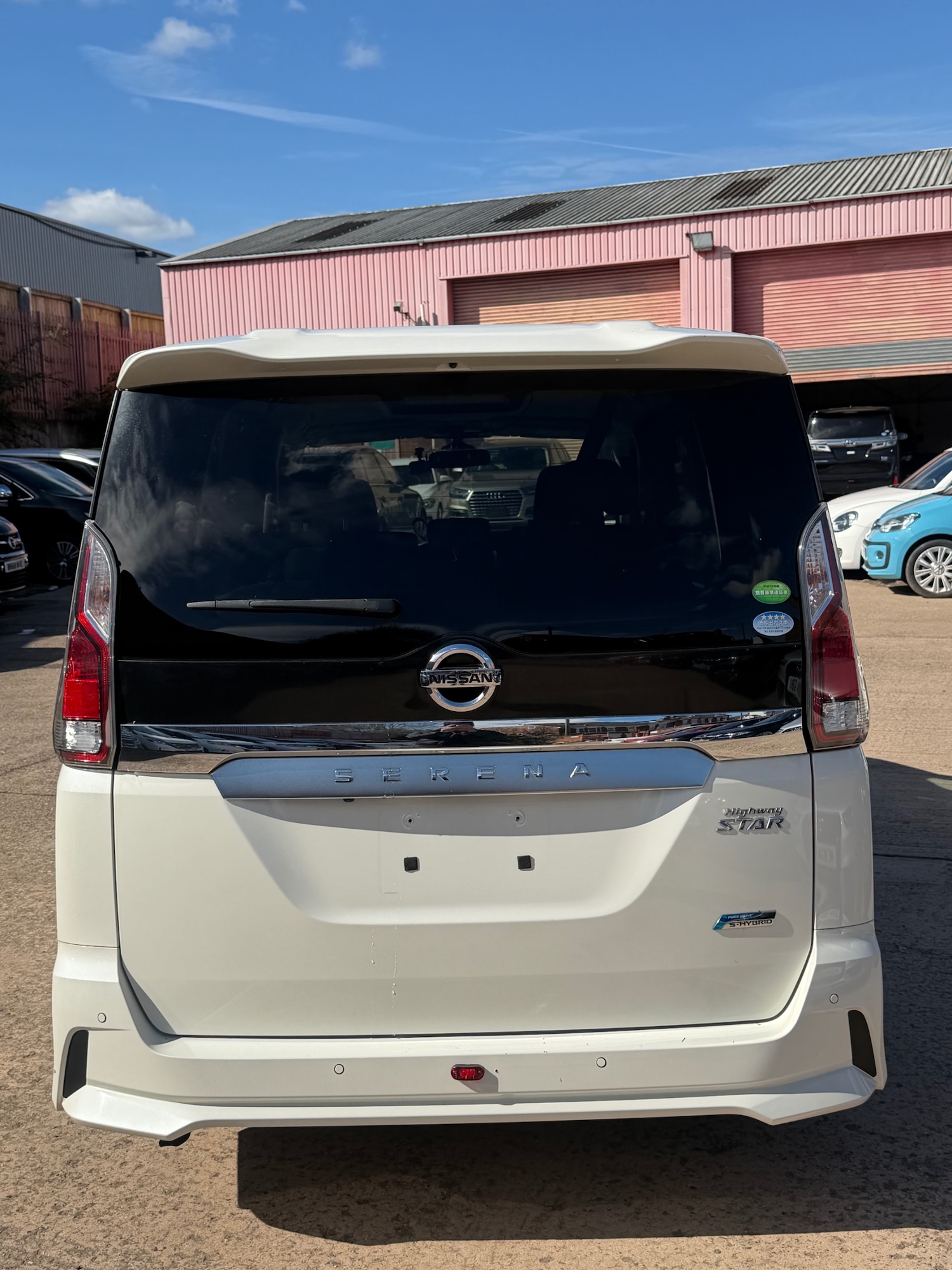 Used Nissan Serena 2016 for sale - 78045983: Photo 4