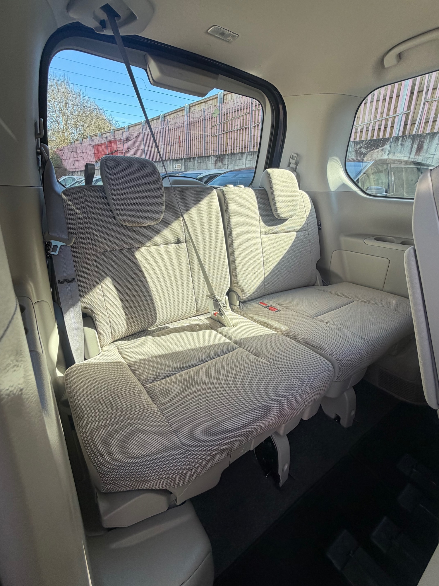 Used Nissan Serena 2016 for sale - 77718542: Photo 10