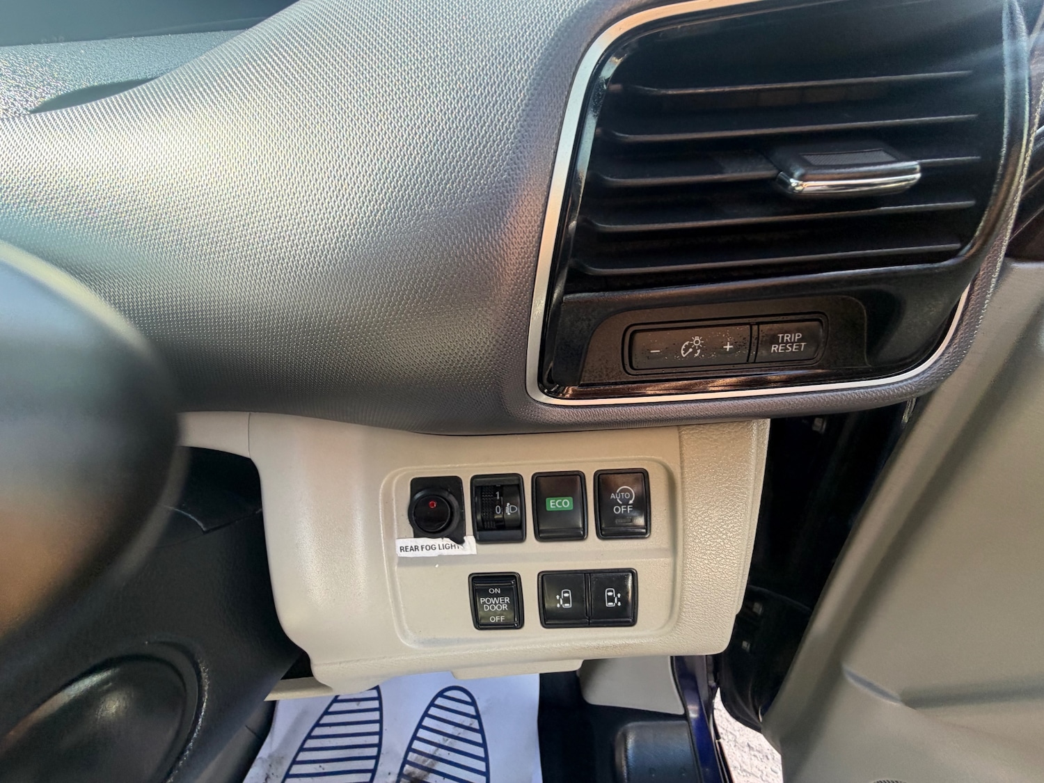 Used Nissan Serena 2016 for sale - 77718542: Photo 11