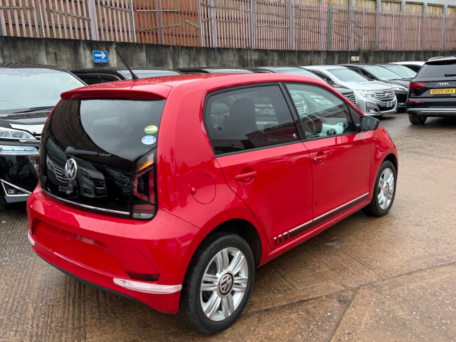 Used Volkswagen up! 2017 for sale - 77423828: Photo 6