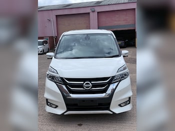 2018 - Hybird 8 Seater Autopilot