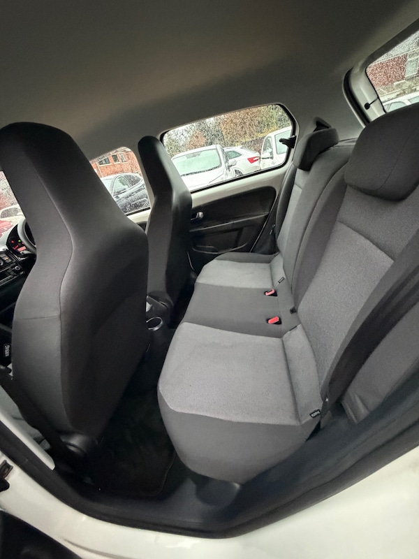 Used Volkswagen up! 2013 for sale - 76165301: Photo 8