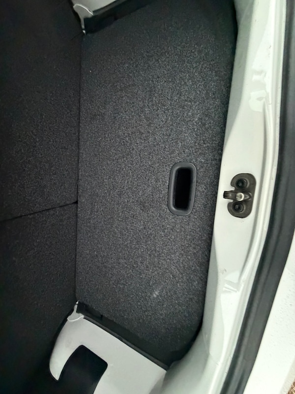 Used Volkswagen up! 2013 for sale - 76165301: Photo 9