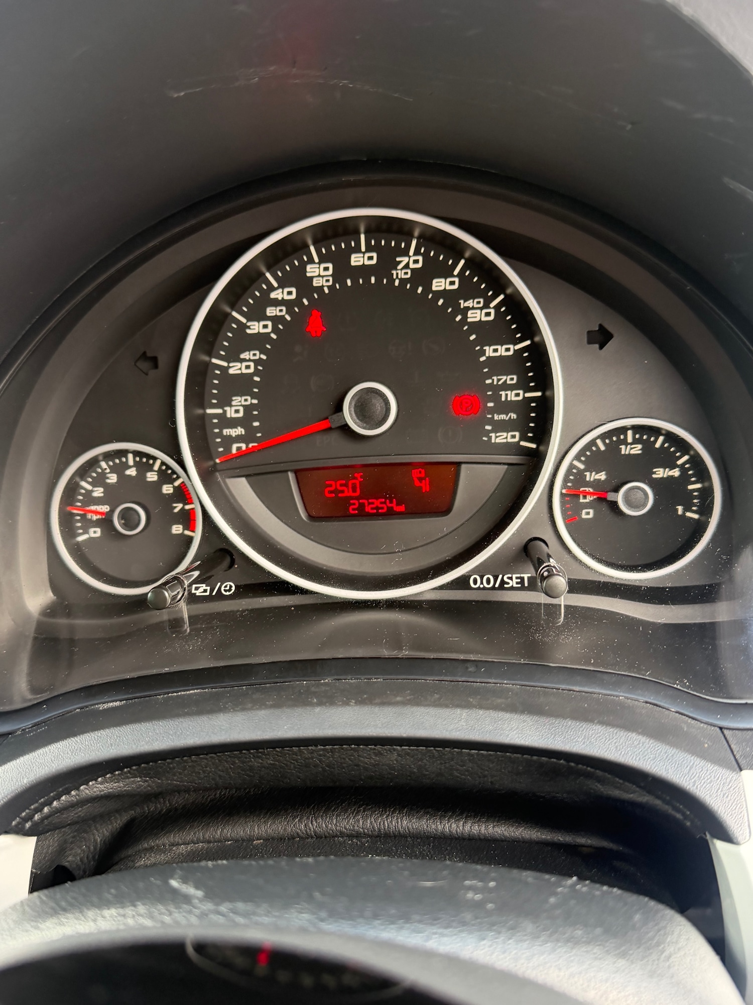 Used Volkswagen up! 2016 for sale - 77872320: Photo 10